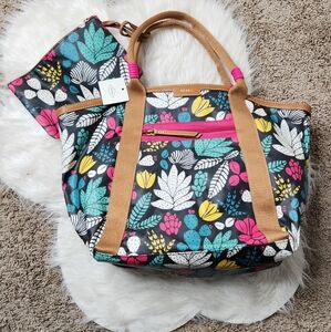 NWT Fossil Eliza Beach tote and wallet
